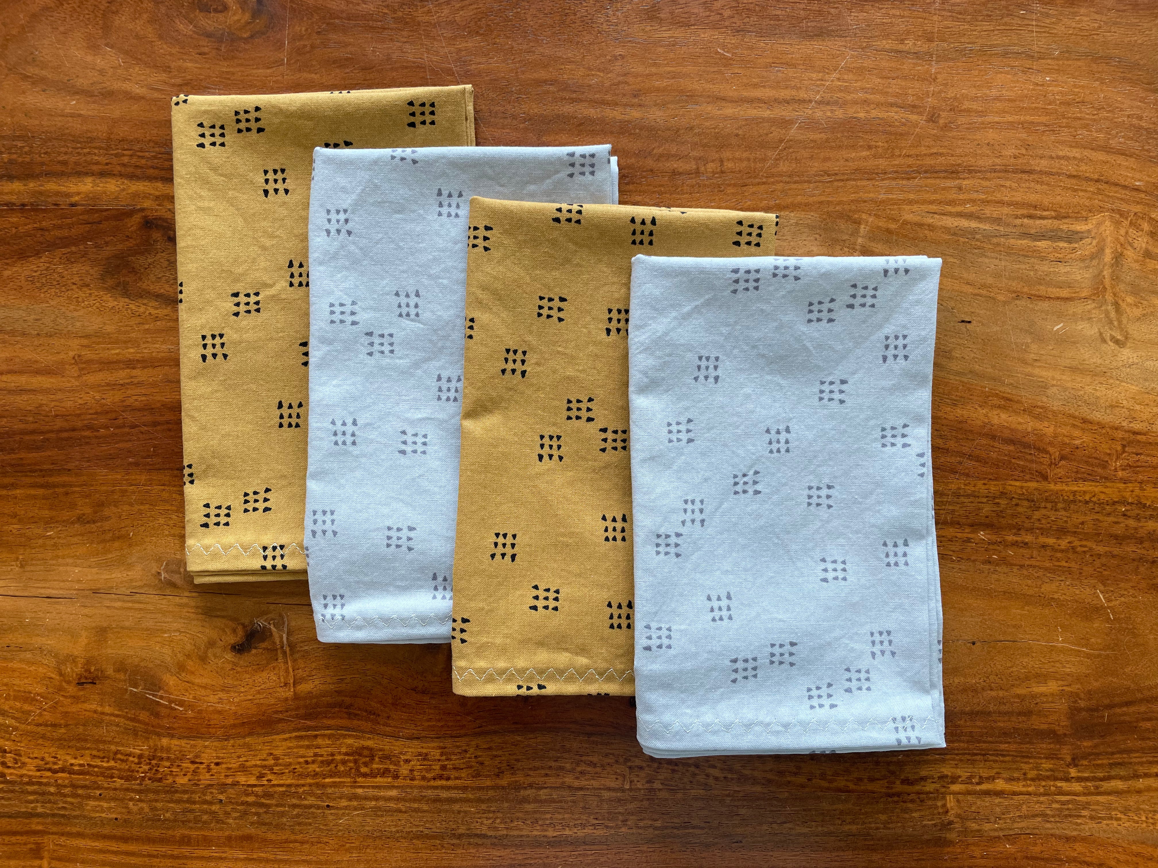Cloth Napkins - Triangles #3 (4)