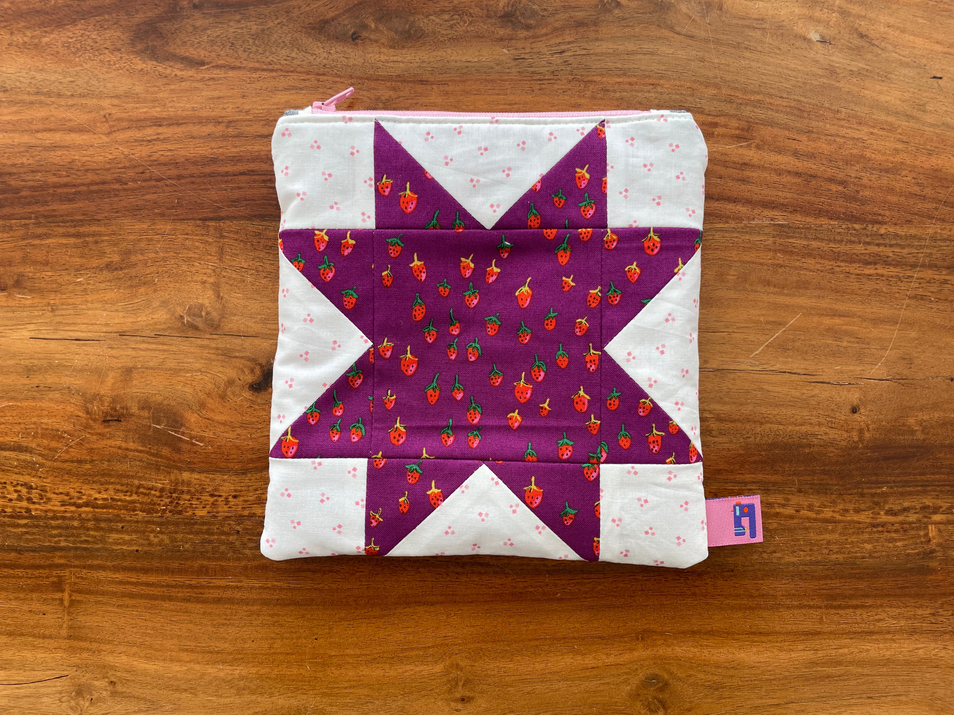 Quilt Pouch - Strawberries