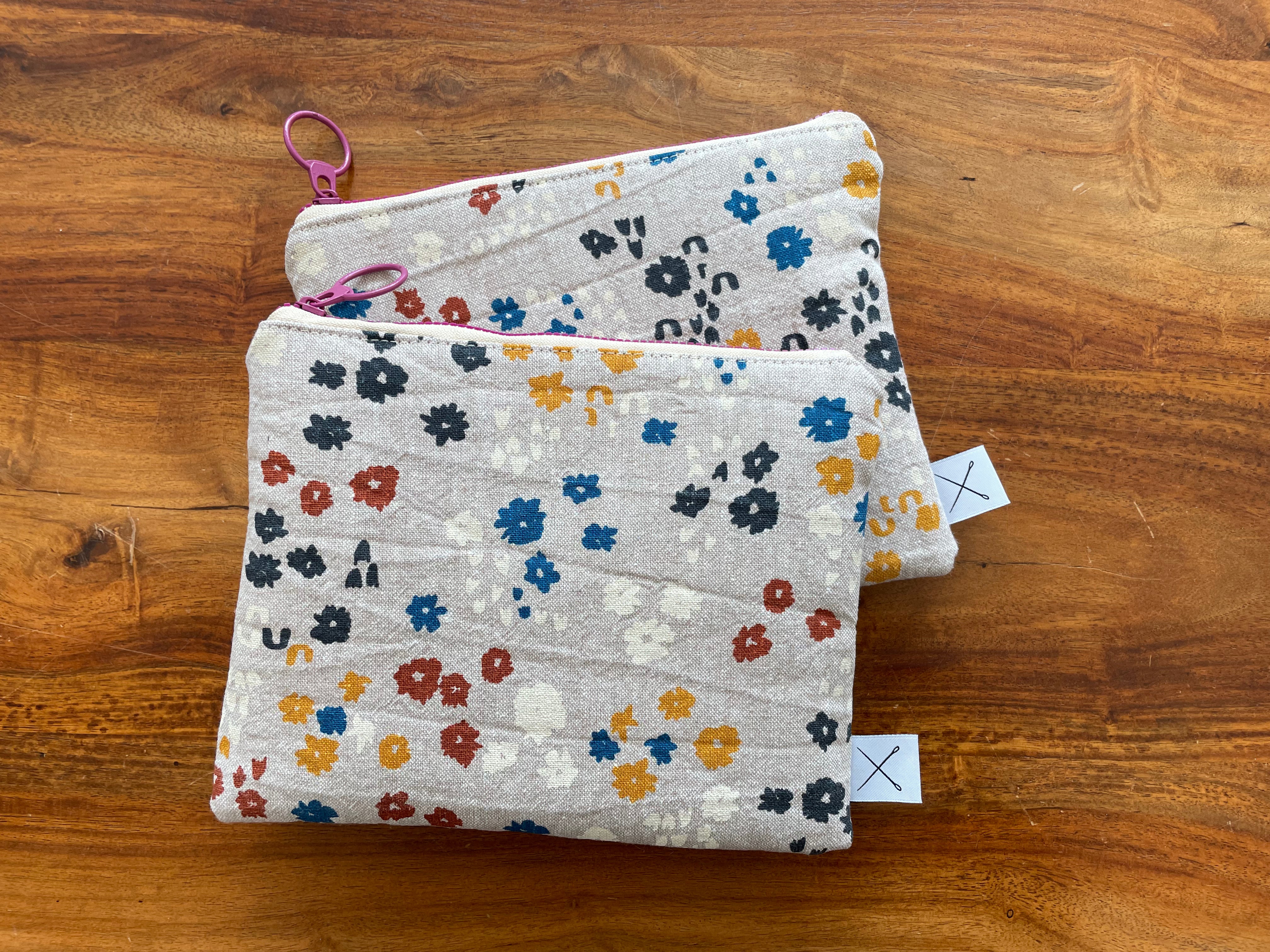 Pocket Pouch - Flower Field in Natural