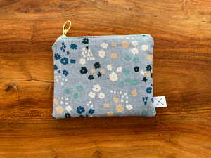 Pocket Pouch - Flower Field in Blue